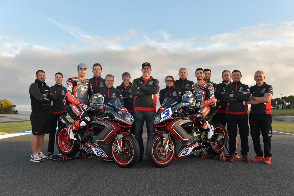 52569287_10156944428325279_5433434053812420608_n